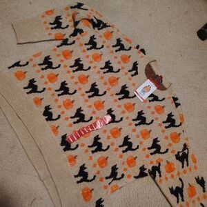 Vince Camuto Halloween Themed Sweater with Cats and Pumpkins